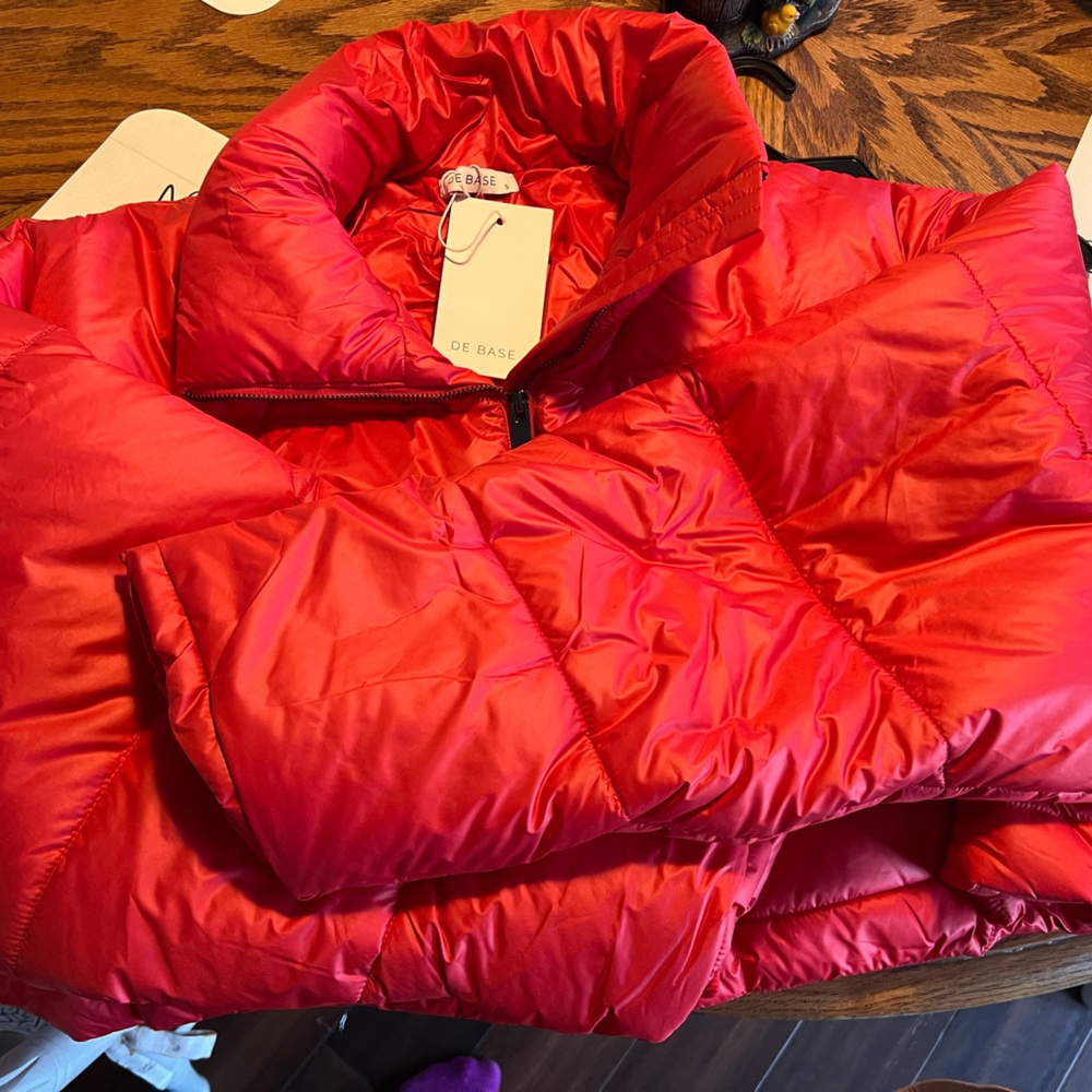 Montana crop puffer coat - hits waist